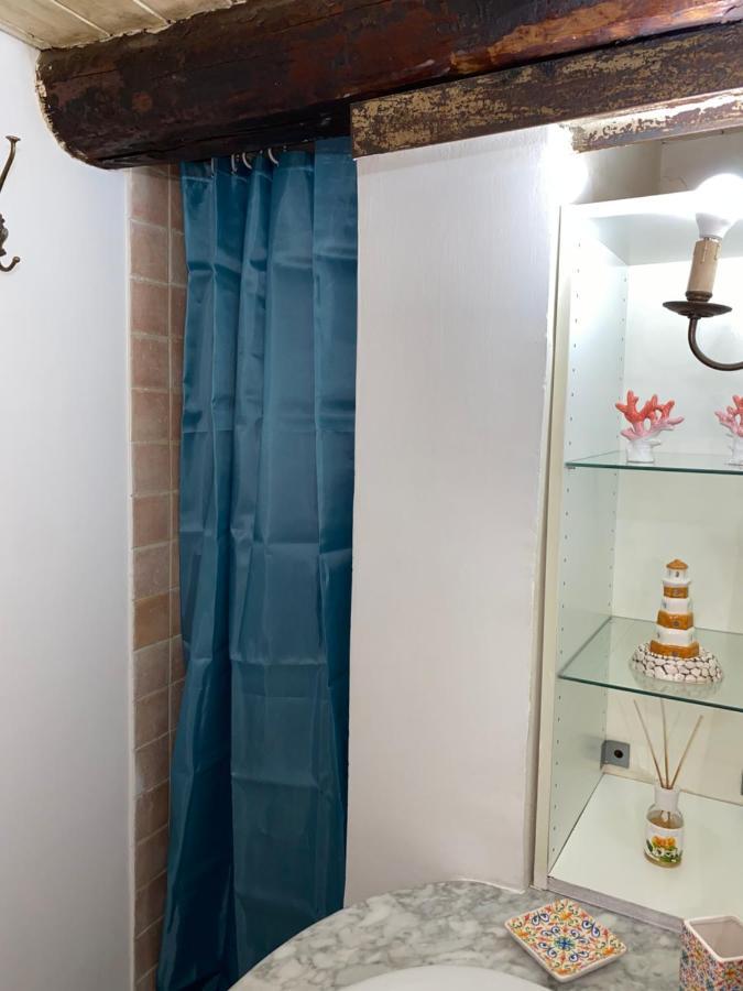 'A Maronna T'Accumpagna Apartment Наполи Екстериор снимка